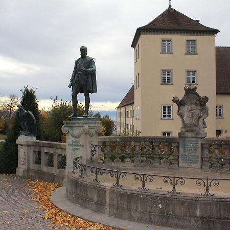 Ferienwohnung Am Schloss Heiligenborn Exterior foto